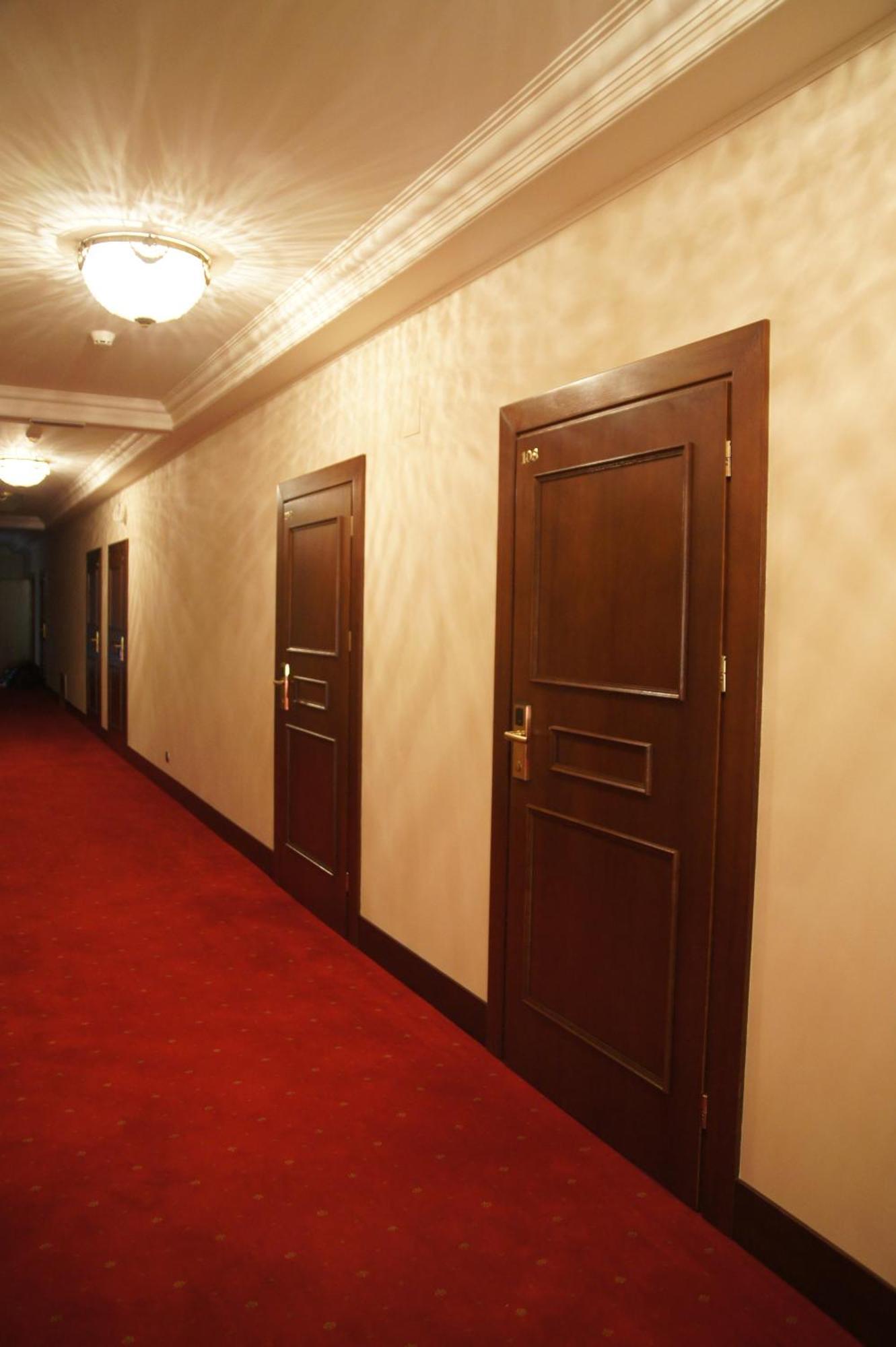 Hotel Cristal Park Dąbrowa Tarnowska المظهر الخارجي الصورة
