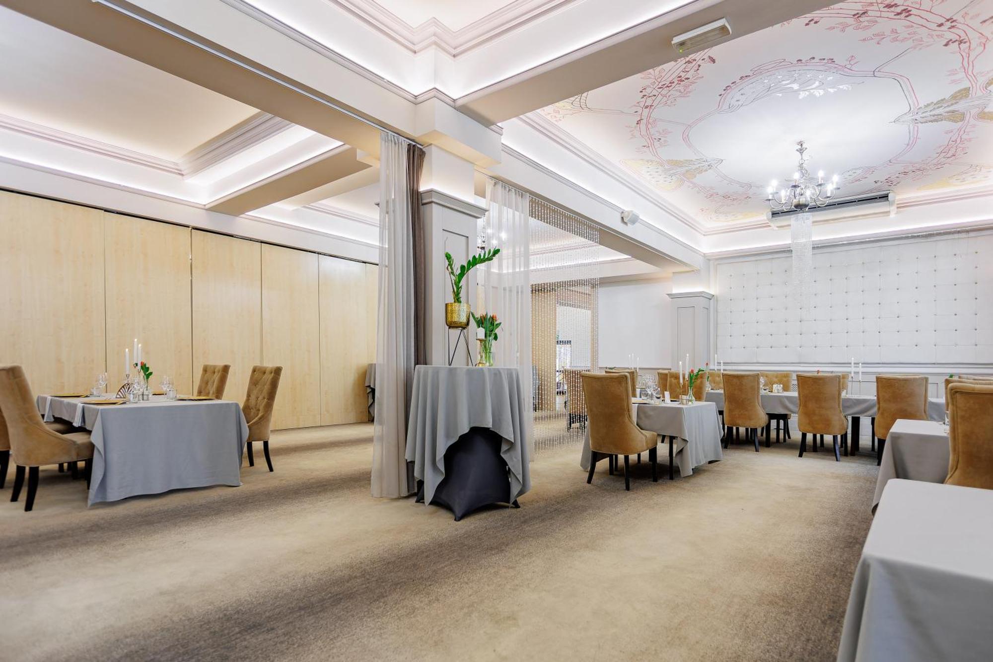 Hotel Cristal Park Dąbrowa Tarnowska المظهر الخارجي الصورة