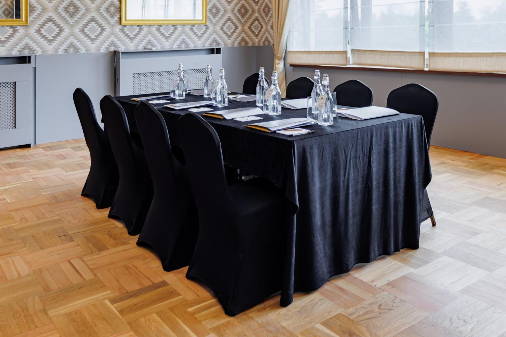 Hotel Cristal Park Dąbrowa Tarnowska المظهر الخارجي الصورة