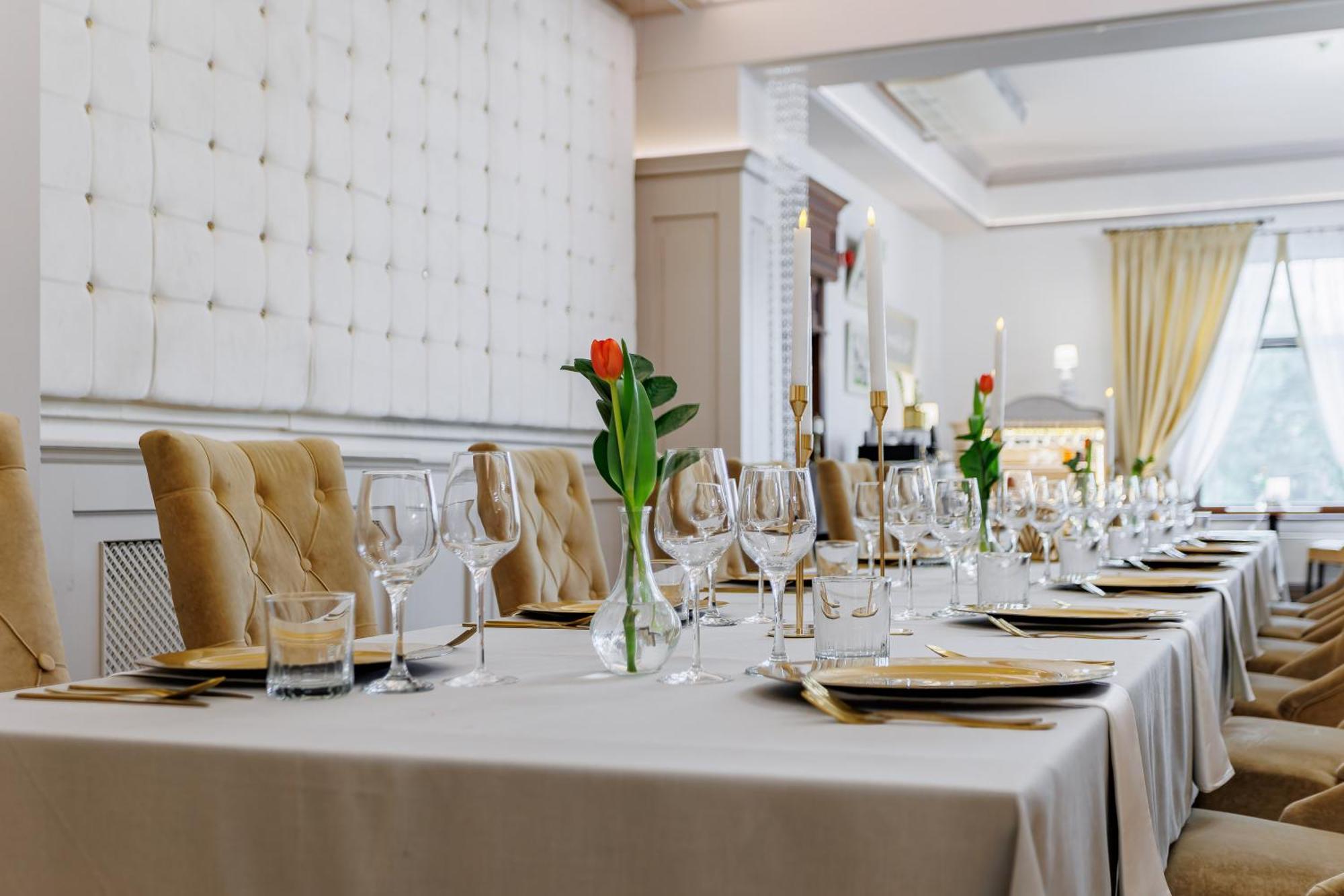 Hotel Cristal Park Dąbrowa Tarnowska المظهر الخارجي الصورة